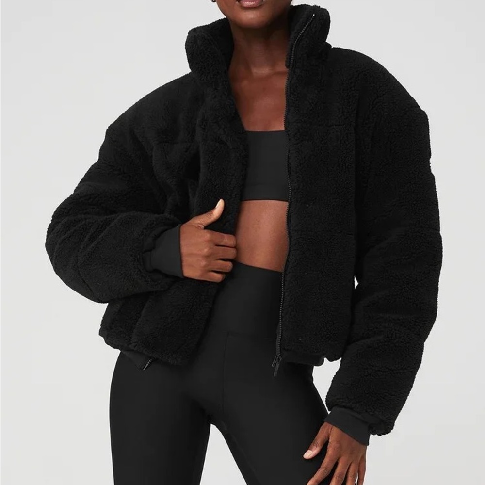 ALO YOGA SHERPA SNOW ANGEL PUFFER - BLACK (NWT)